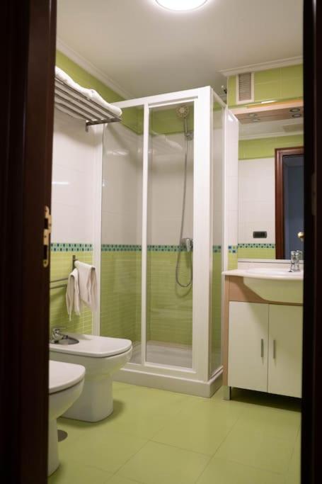 Apartamento 1 Dormitorio 比戈 外观 照片