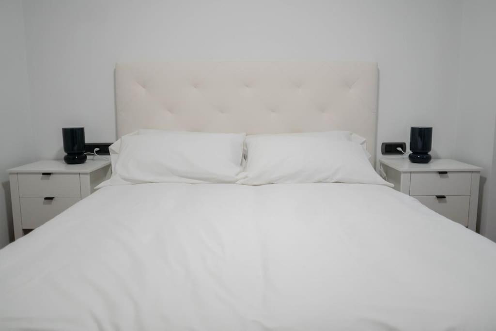 Apartamento 1 Dormitorio 比戈 外观 照片