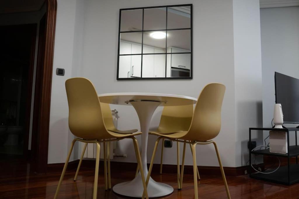 Apartamento 1 Dormitorio 比戈 外观 照片